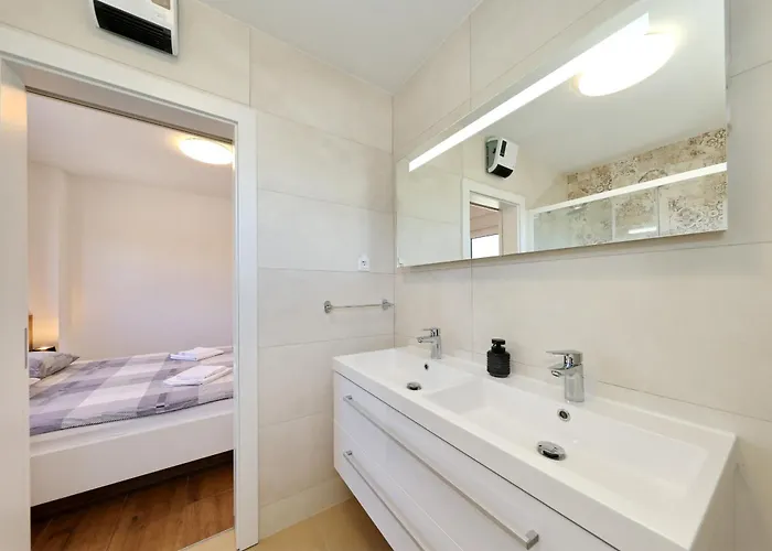 Appartement Lux No 1 Starigrad Paklenica