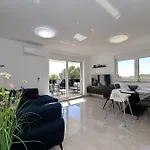 Lux No 1 Apartmán *