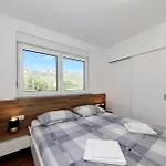 Lux No 1 * Starigrad Paklenica