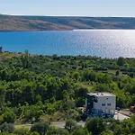 Lux No 1 Apartmán Starigrad Paklenica