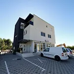 Lux No 1 * Starigrad Paklenica