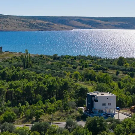 Lux No 1 Daire Starigrad Paklenica